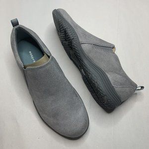 Easy Spirit Brinn Light Gray Slip On Comfort Sneakers